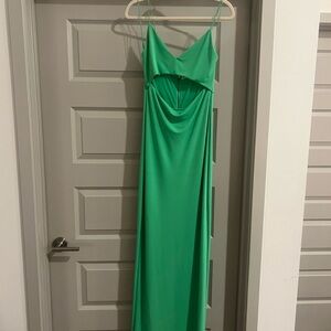 Elegant Green Spaghetti Strap Dress